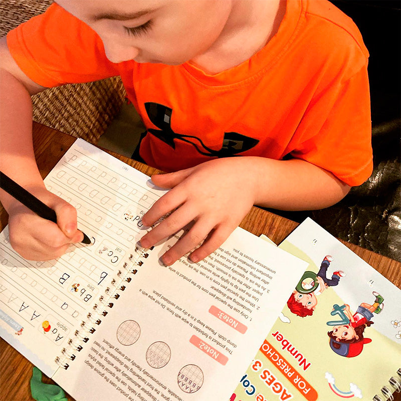 Edukids™ | Caligrafía Mágica - Set de 4 cuadernos con tinta que desaparece +REGALO